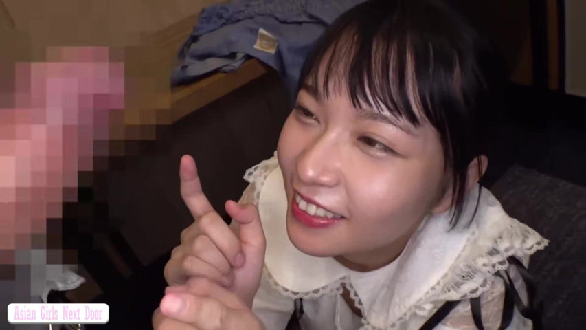 Former Idol-like Pure College Girl Reveals Bold Side, Exhibition Turns Into Erotic Surprise 1st (A case of fling)