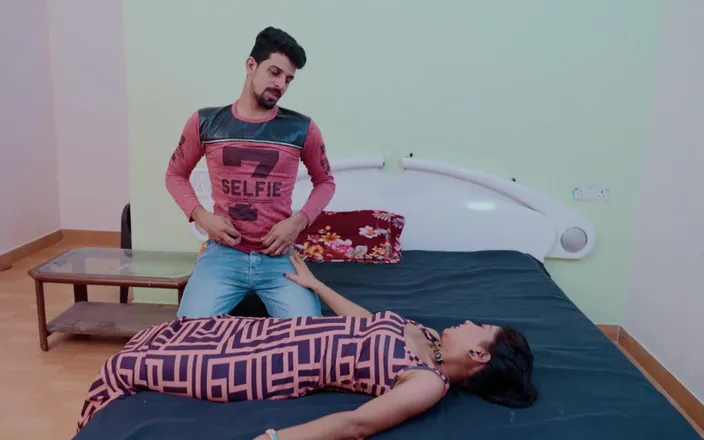 Tightmaal: Sexy desi indický pár tvrdý sex ráno