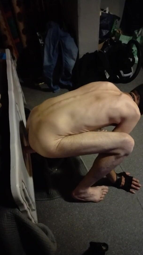 Fag_cis: Riding the dildo