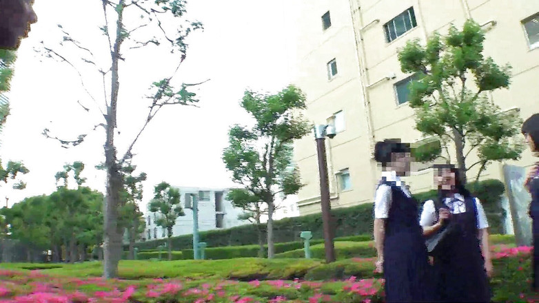 Raptor Inc: वह शराबी लड़की जिसे आपने उस प्रसिद्ध संगीत हॉल में पाया था, वयस्कता के लिए सीढ़ियों पर चढ़ गई है