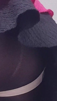 Regarde Sous Ma Jupe Pendant Que Je Repasse