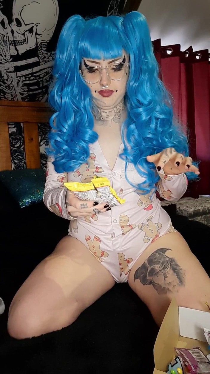 Yourfavecumslut: Lízání japonských sladkostí