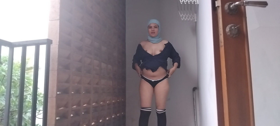 Biarseruajaya: Hijab ao ar livre