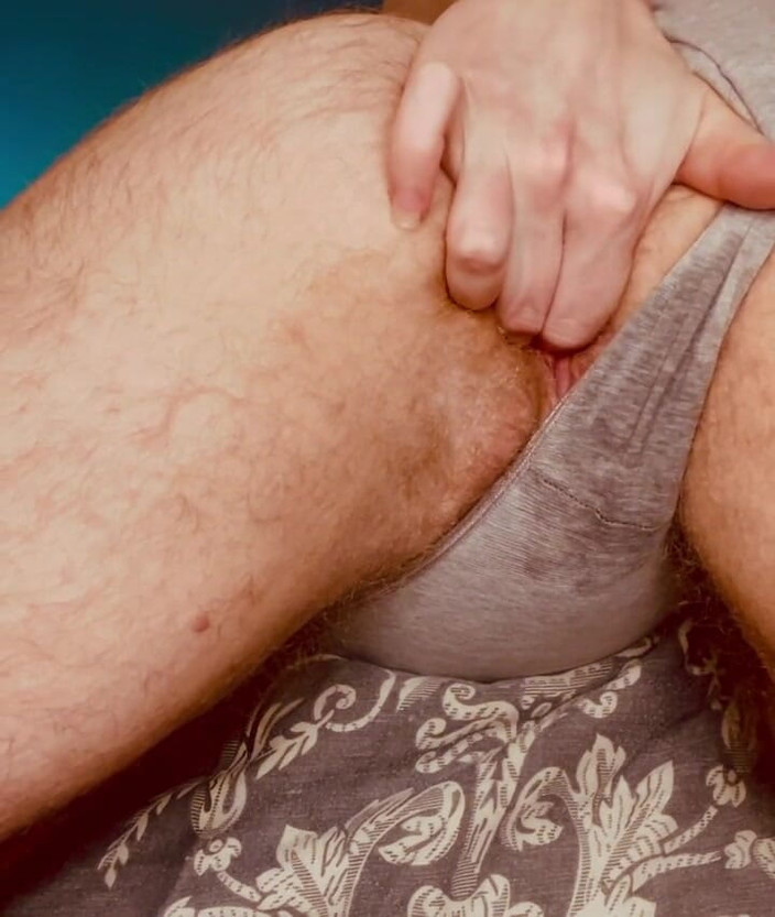 C-Spot: 내 팬티에 흠뻑 젖은 Cspot, 내 구멍을 핑거링하고 괴롭히는