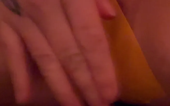 Hot potato girl: Icy Hot for Worthless Cunt