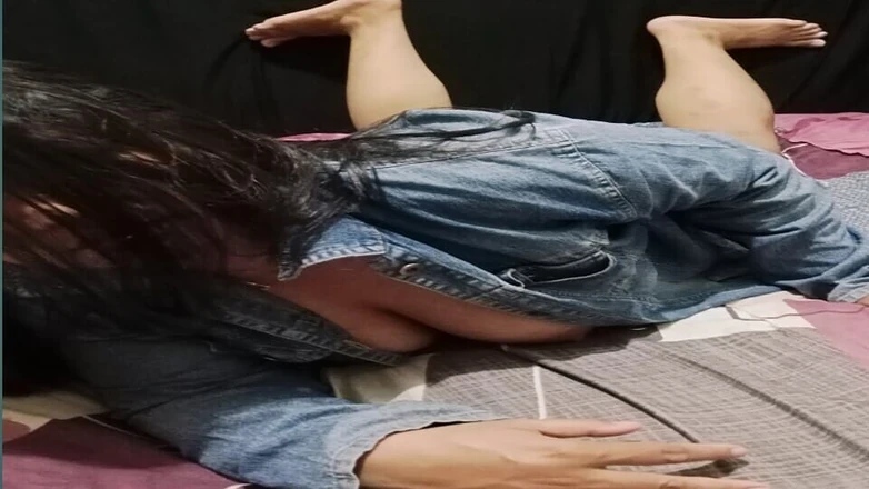 Ayuningsih: Celebrity Artist Masturbating with Camera