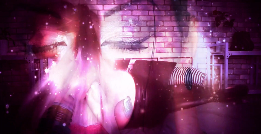 Goddess Misha Goldy: Benim için akılsızca okşamaya devam et. Bana karşı koyamazsın. Her...