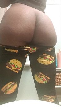 Teen Sneaks to Show off Her Fat Ass