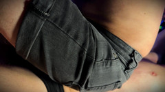 Navel fans: 深压和腹部形成玩耍