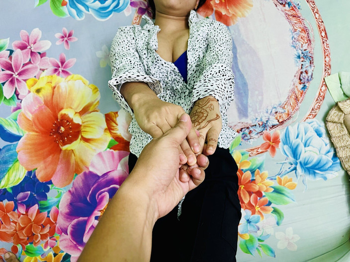 Riya Chowdhury: Aujourd’hui, mon amie sexy a l’air très sexy