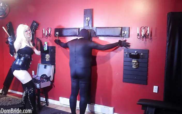 FemDom Bride: Gimp on a rack of rude
