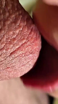 Ball-plin.mp4balls sugând linge în două în gura mea linge și muie cu spermă pe țâțele mele mari
