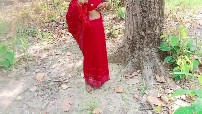 Bk Vlogs: Satul Bhabhi Jungal Me Chudwane Ke Liye Gayi