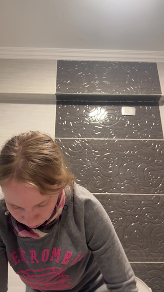 SweetLucy96: Dao cạo nhét vào âm hộ của tôi