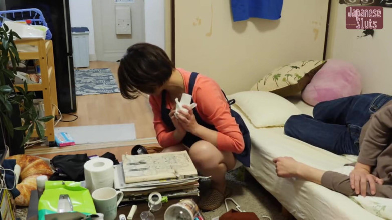 J-Cams: ชีวิตคู่ของแม่น่าเย็ดเช่า - ด้านที่ผัวไม่รู้อะไรเลย - อายุ 50