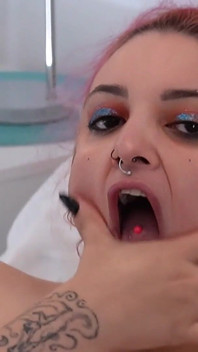 Spit Roast Futai spermă în pizdă gură întinzându-și joc cu spermă