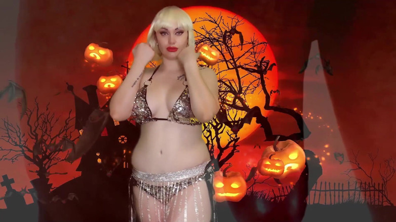 Goddess Misha Goldy: Tôi sẽ làm nhục bạn, sử dụng cả hai lỗ...