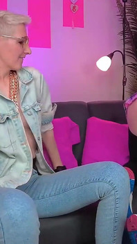 Hardcore bičování epického toku spermatu