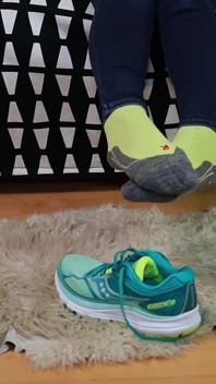 Green Running Shoes & Real Silonky - Hra na boty a ponožky Škádlení