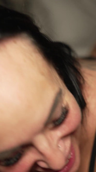 Grande rabo milf é fodida por bbc estranho