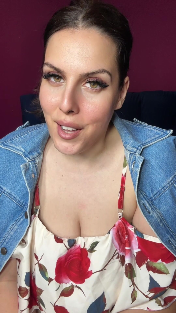 Young_strawberry: Miluji tě macecha, vrátím se s tebou