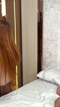 새엄마의 흑인 대물 자지 남친이 그녀를 따먹고 인종 간 쓰리섬에 합류하게 되는 걸 지켜봐