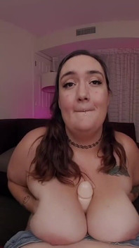 Curvy Quinn- the Sexy Barista- Bevr 2D Converted