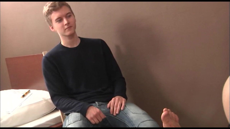 Purzel Official: 彼女の好きなように筋肉質