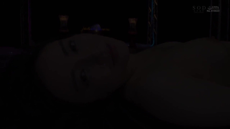 Smooth Time: 女の子は無邪気に見えますが、全身を舐められながら淫乱で粘着性交します..パート3