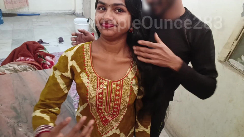 AmpleOunce283: 德西红色口红口交到深奶油派 - 头发拉第一人称视角和阴道内射