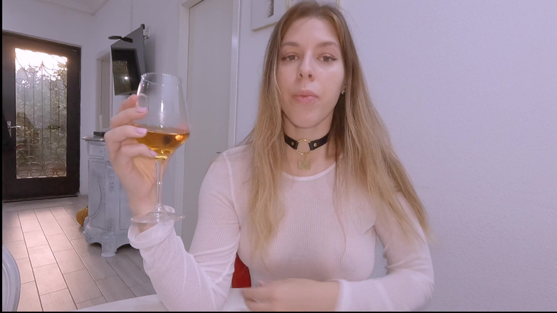 Milfetta: 如果我能把我的鸡巴插进你的菊花，为什么用手指插