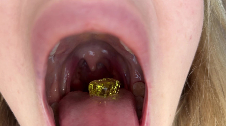 Spacenintenda: Giantess bakış açısı: küçülüyor, yutuyor, sindiriliyor