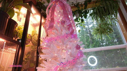 Destination Kat: Muted Tree Decorating