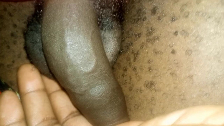 Judith xxx: Natural of body African American