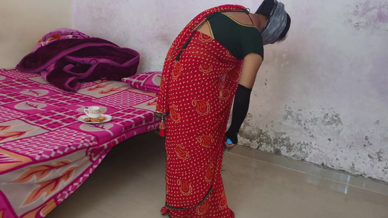 BadMash_Bhabhi: Quente indiana indiana serva fodida