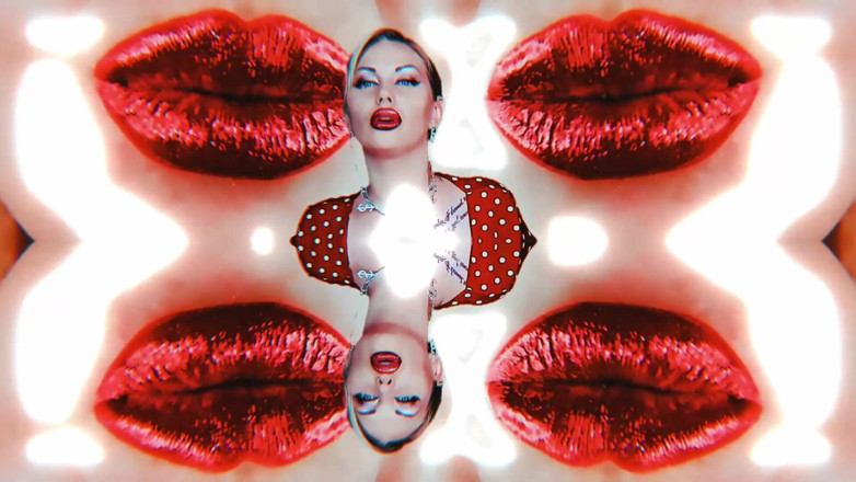 Goddess Misha Goldy: Palenie lipsoholia! PĘTLI!!!