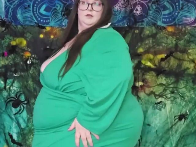 Clothes Haul on My Massive Body (SSBBW Lady Brads)