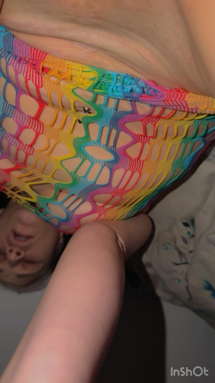 InkByTscheii: Într-o rochie scurtă