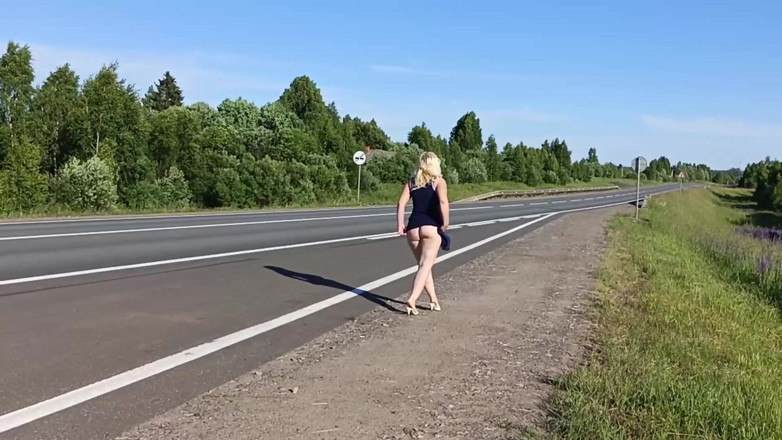 RedRoseRus: Ich werfe meine Unterhose auf die Straße