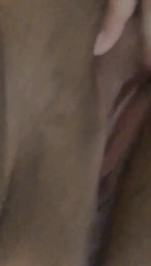 Indian fuck queen: WildEnglishBBW enjoying rubbing my clit