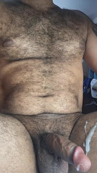 Big Cumshow Giant Man