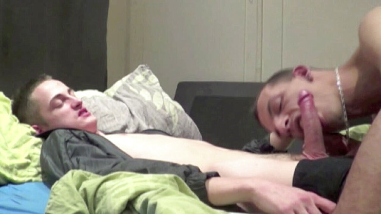 Sneaker gay: Тони трахнул гетеро твинка, который любит фетиш