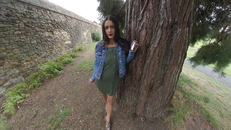 VR smokers HD-2D Videos Only: Người mẫu Kim - Cây sồi hùng mạnh