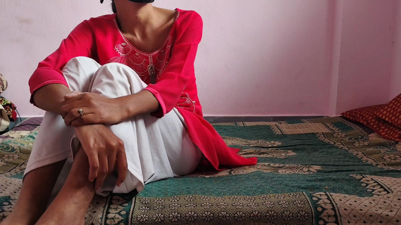 Viralcouple76: Adik tiri comel desi India yang cantik dikongkek dengan batang...