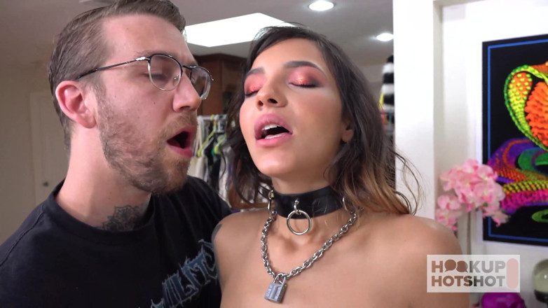 Hookup Hotshot: Loszka Kitty Carrera jeździ na ogromnym raw donger Bryana Gozzinga!
