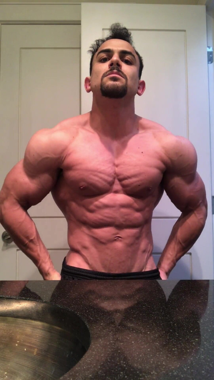 Benji Bastian: Jacked Bodybuilder Benji Bastian Flexing His Huge, Shredded, Muscles