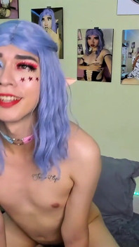 EP8 Looner ukazuje kouřící balónky se sexy masturbací