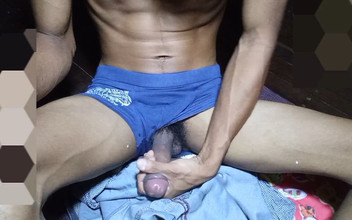 Eagle1800: Garoto se masturbando parte (2)