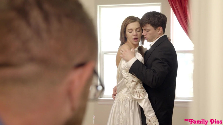 My family pies: Step sisters proposal - s4:e3