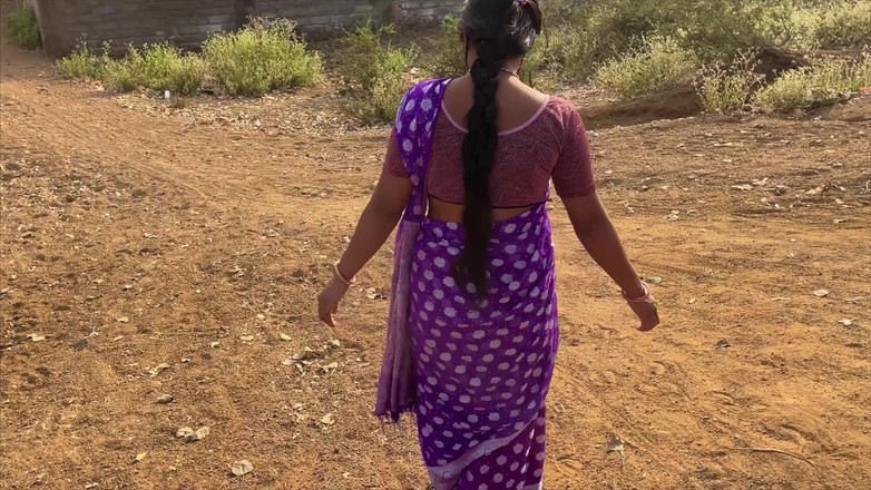 Raniki chut: Người đẹp Ấn Độ làm tình riêng tư ngoài trời đầy đủ âm thanh tiếng Hin-di